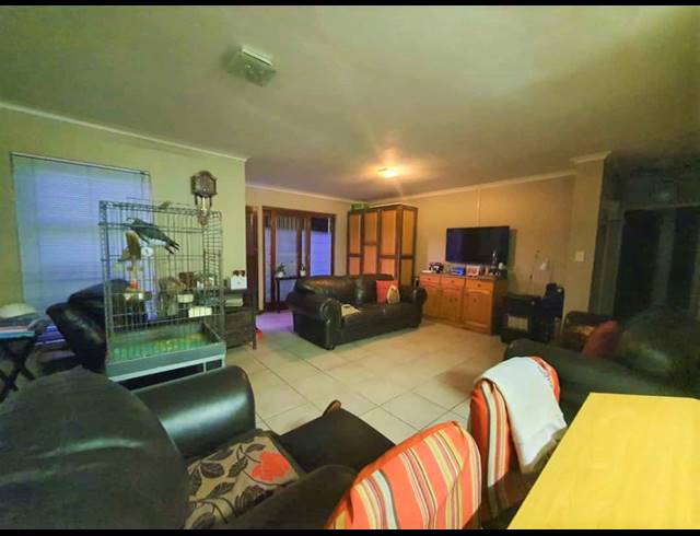 2 BEDROOM HOUSE FOR SALE IN BELLVILLE CENTRAL